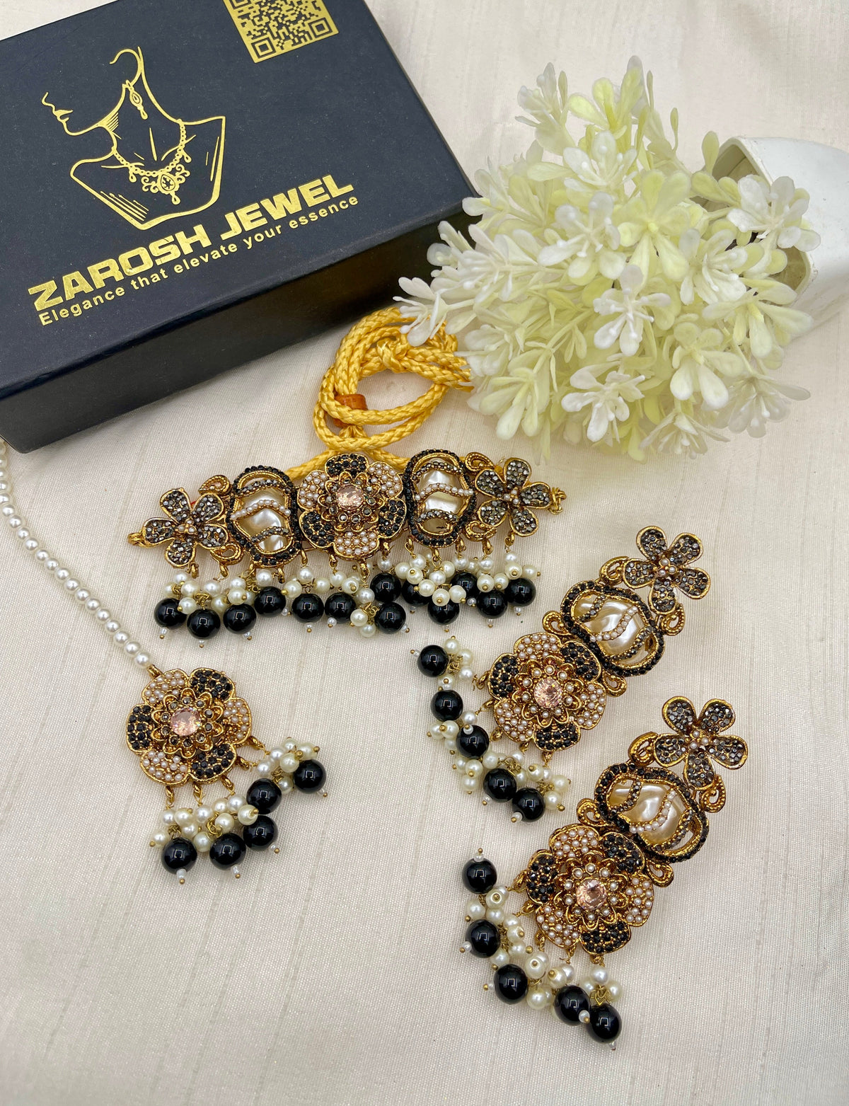 Shop the Romaisa Choker Set from Zarosh Jewel