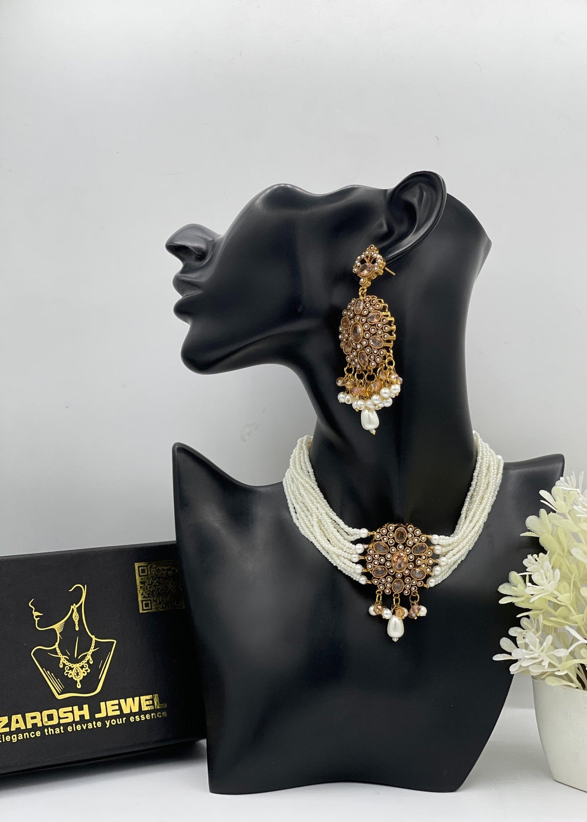Shop the Rose Heritage Choker Set from Zarosh Jewel