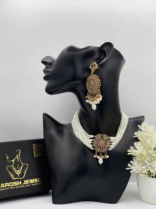 Rose Heritage Choker Set