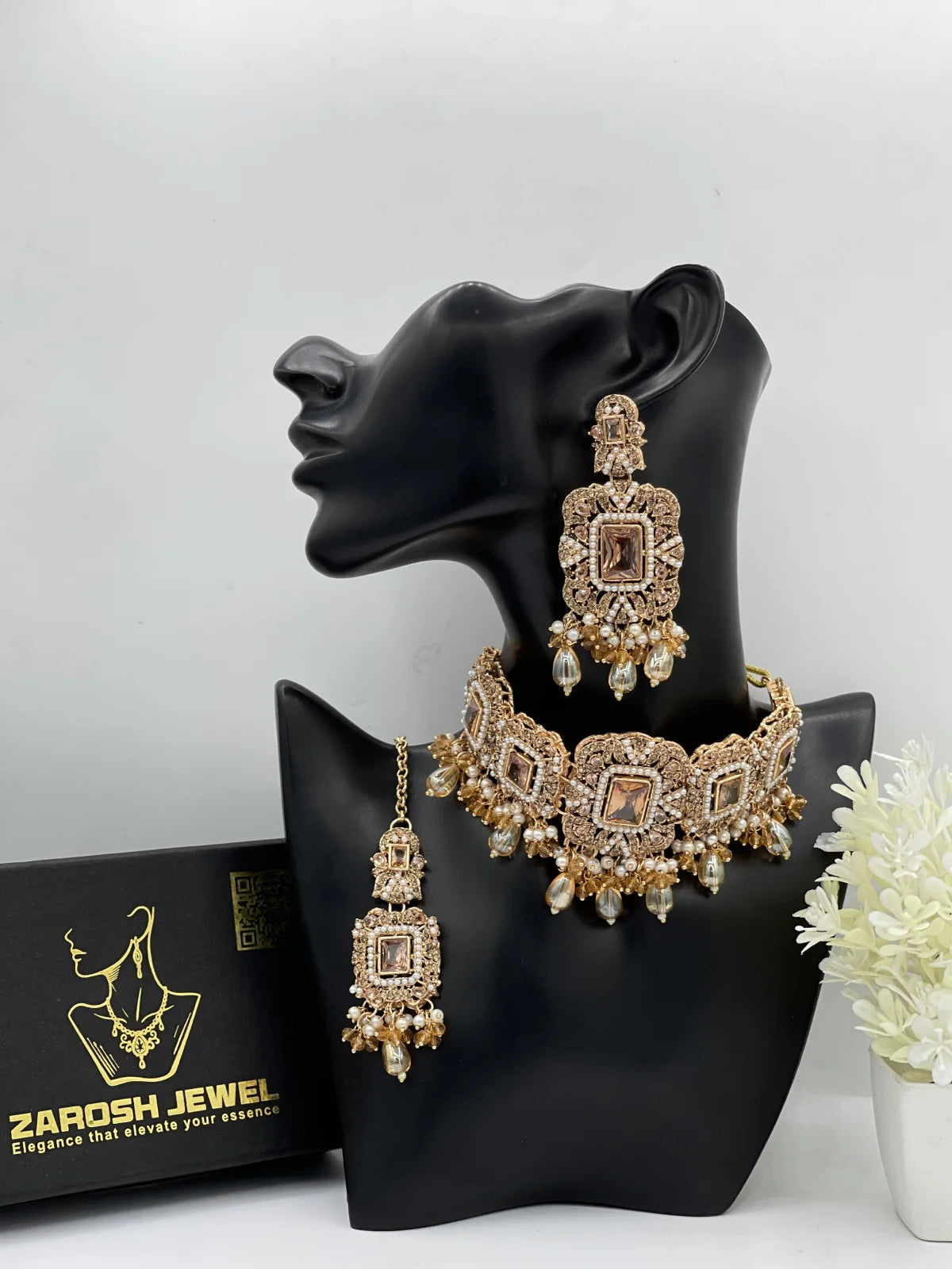 Royal Pearl Choker Set