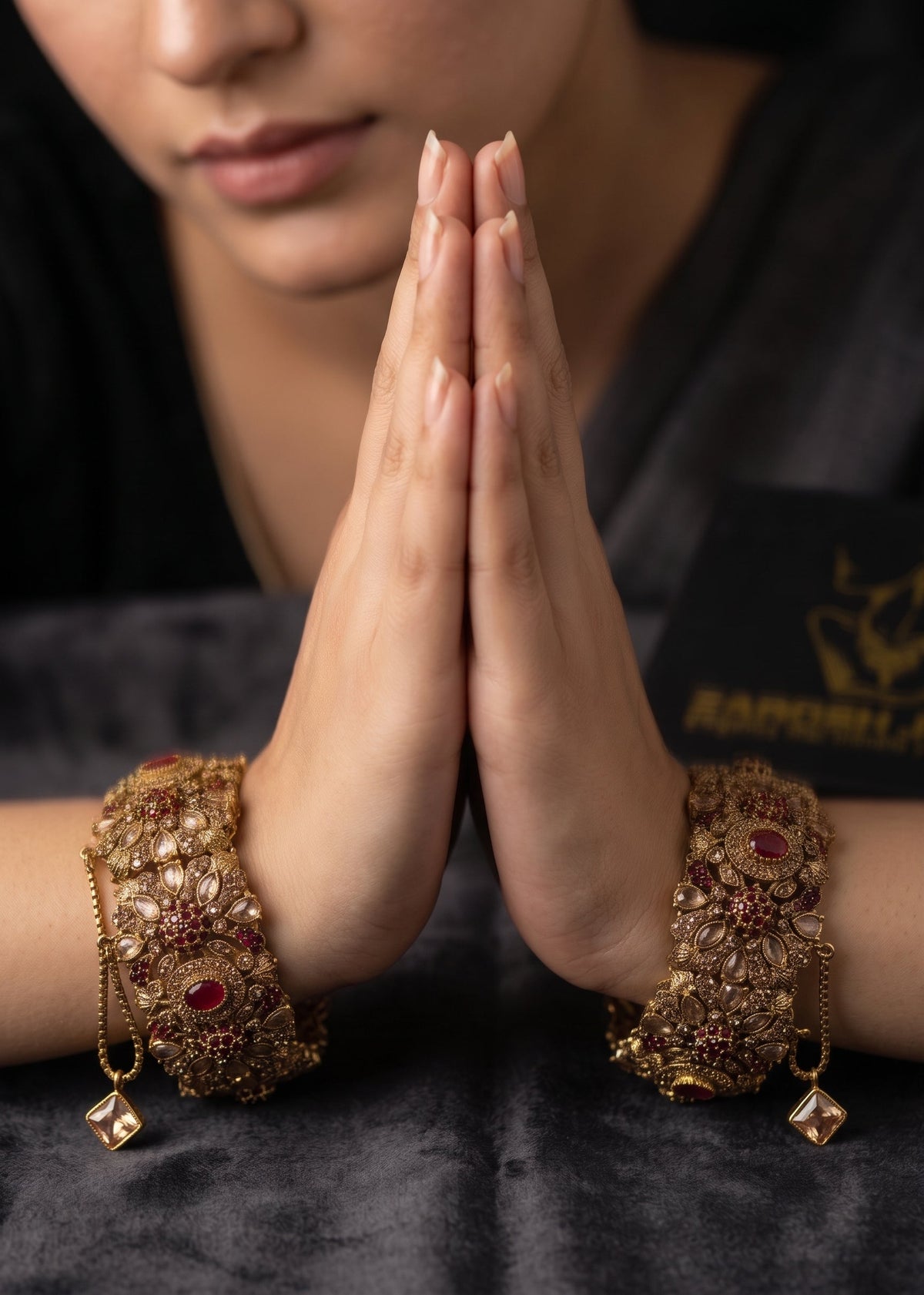Shop the Royal-taj Openable Bangle from Zarosh Jewel