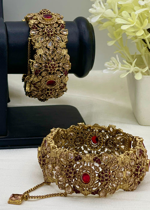 Shop the Royal-taj Openable Bangle from Zarosh Jewel