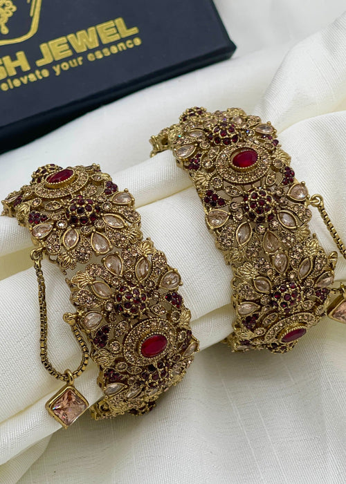 Shop the Royal-taj Openable Bangle from Zarosh Jewel