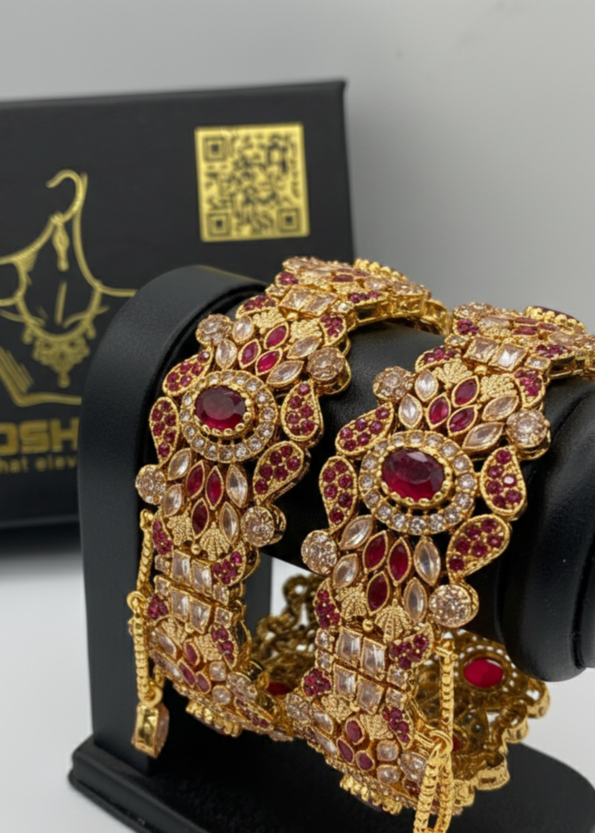 Shop the Royal-taj Openable Bangle from Zarosh Jewel