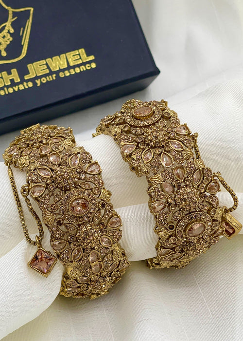 Shop the Royal-taj Openable Bangle from Zarosh Jewel