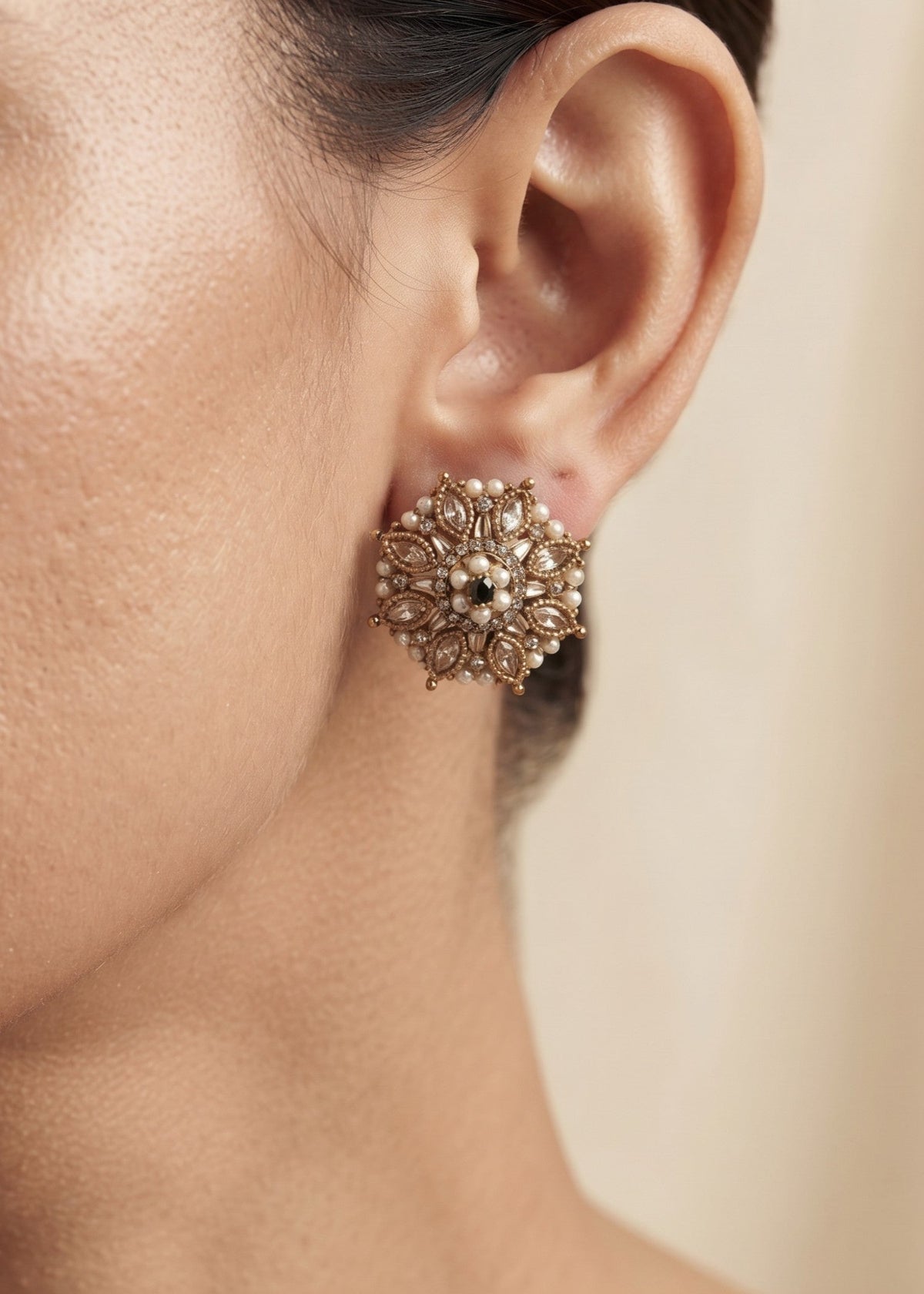 Ruhi Heritage Earring by Zarosh Jewel