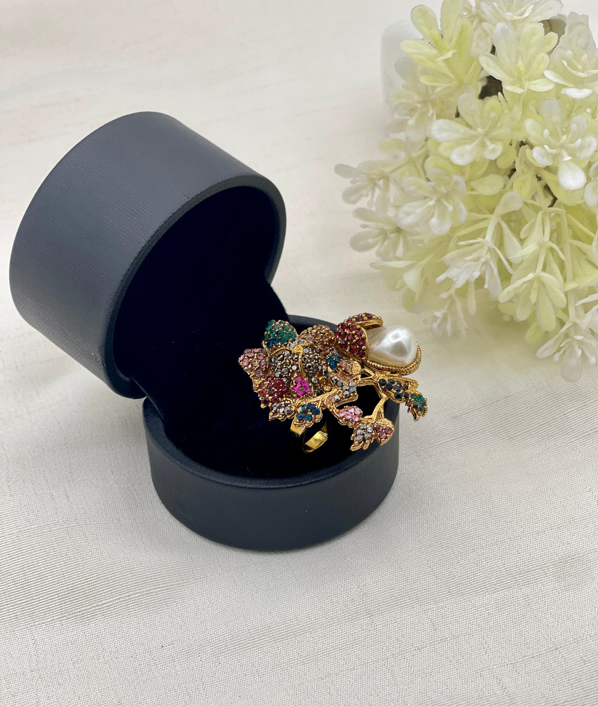 Shop the Ruqaiyya Elegant Ring from Zarosh Jewel