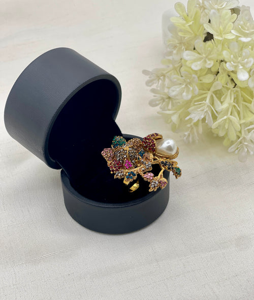 Shop the Ruqaiyya Elegant Ring from Zarosh Jewel