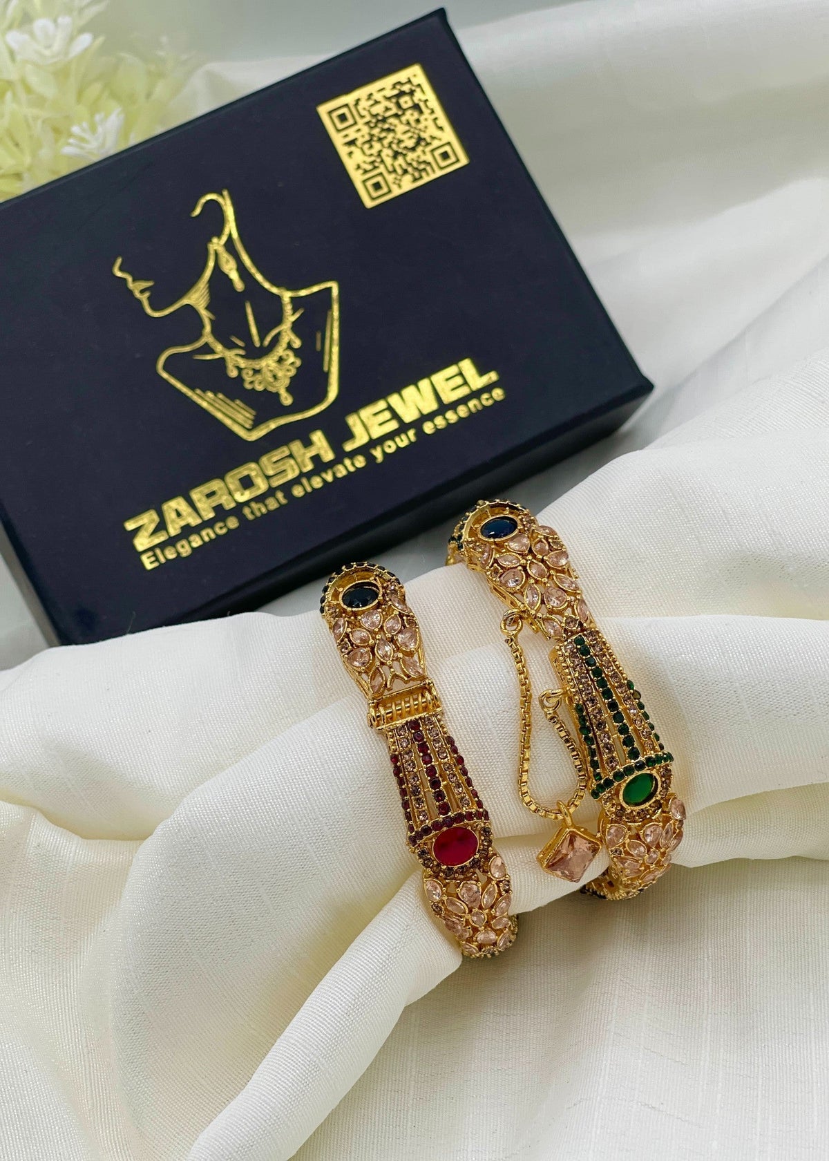 Shop the Rushna Openable Bangle Set from Zarosh Jewel