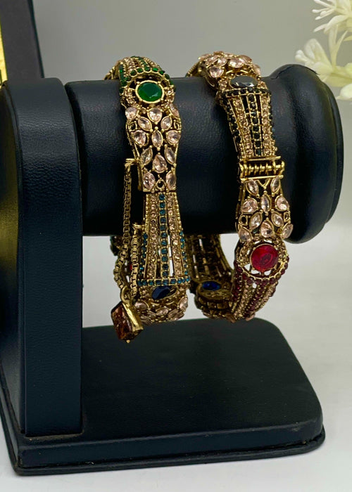 Shop the Rushna Openable Bangle Set from Zarosh Jewel