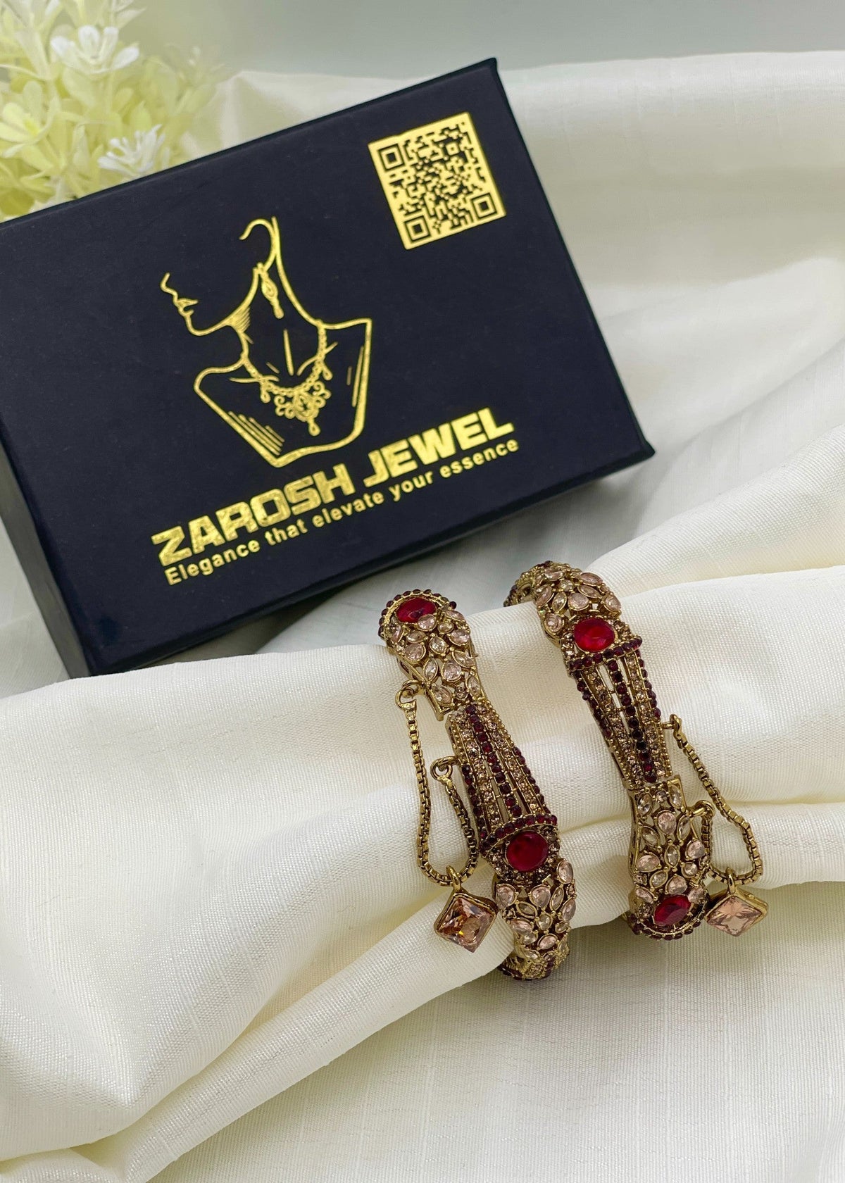 Shop the Rushna Openable Bangle Set from Zarosh Jewel