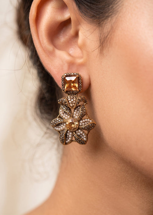 Shop the Saba Earring from Zarosh Jewel