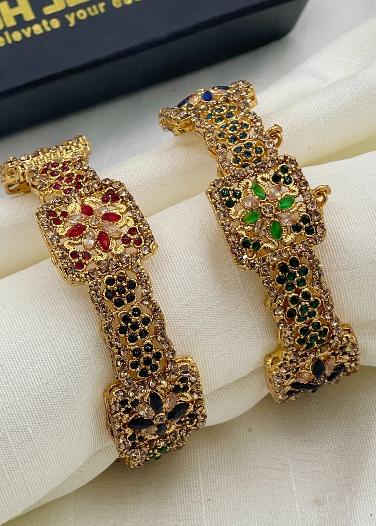 Shop the Sabaya Openable Bangle Set from Zarosh Jewel