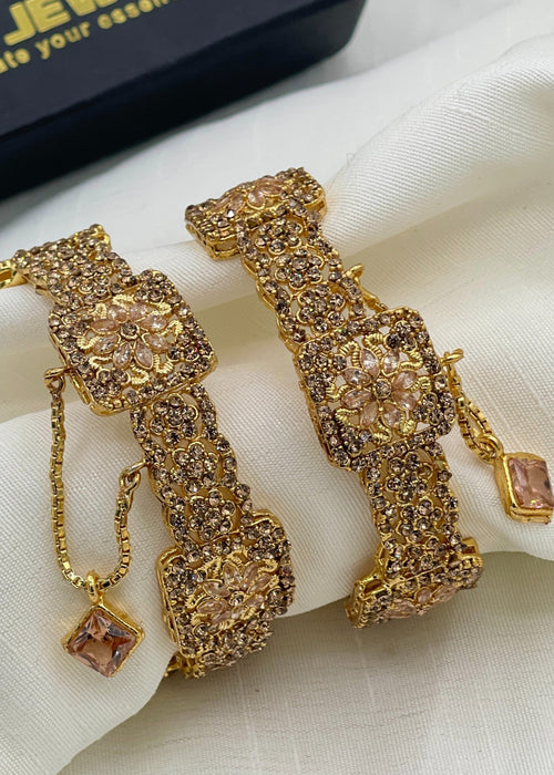 Shop the Sabaya Openable Bangle Set from Zarosh Jewel