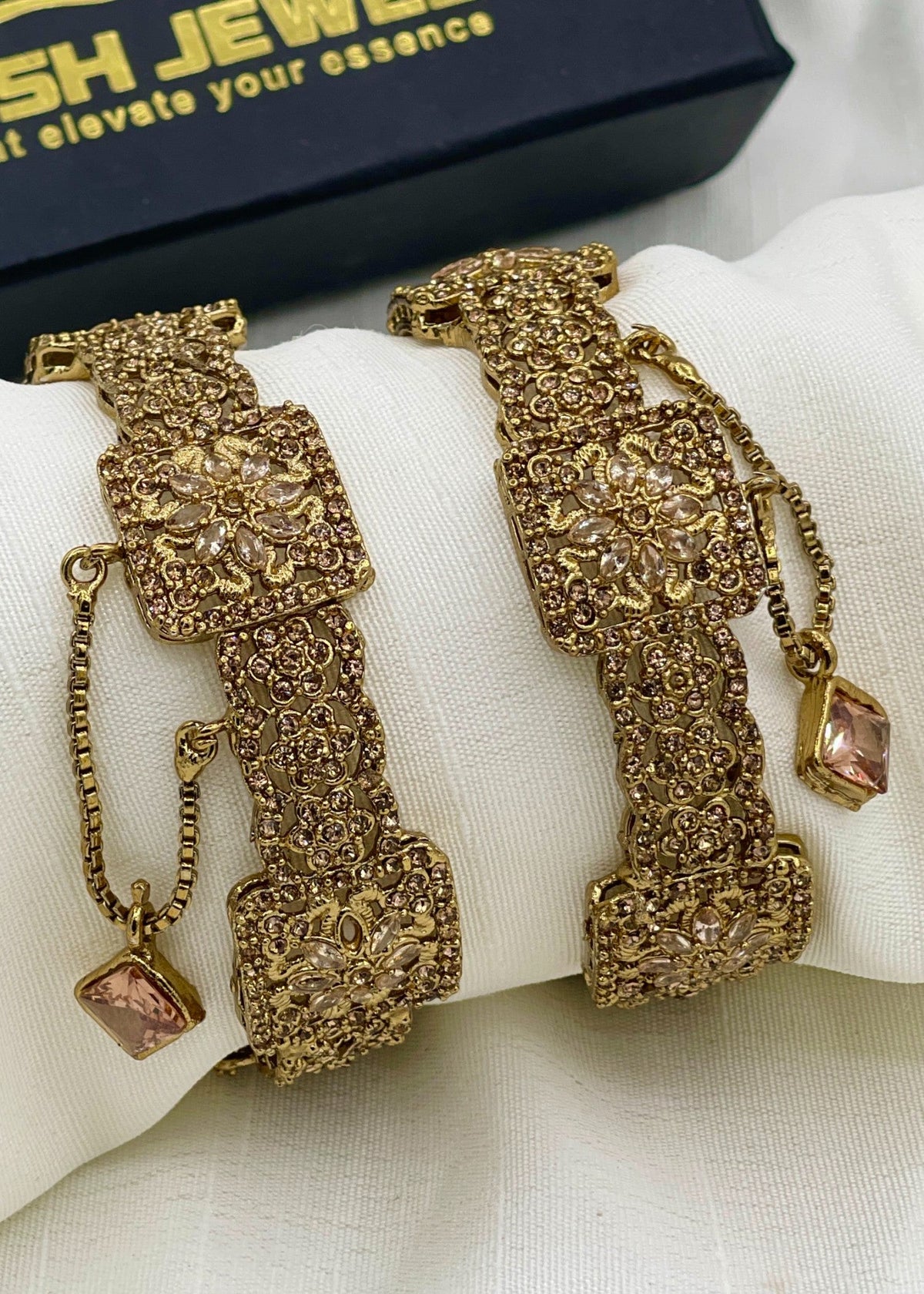 Shop the Sabaya Openable Bangle Set from Zarosh Jewel