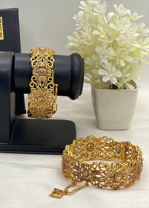 Shop the Sabreen Bangle from Zarosh Jewel