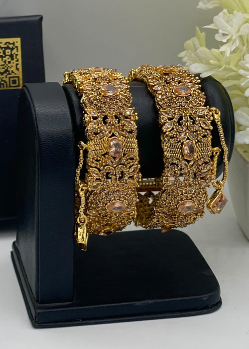 Shop the SAFA Openable Bangle Set from Zarosh Jewel