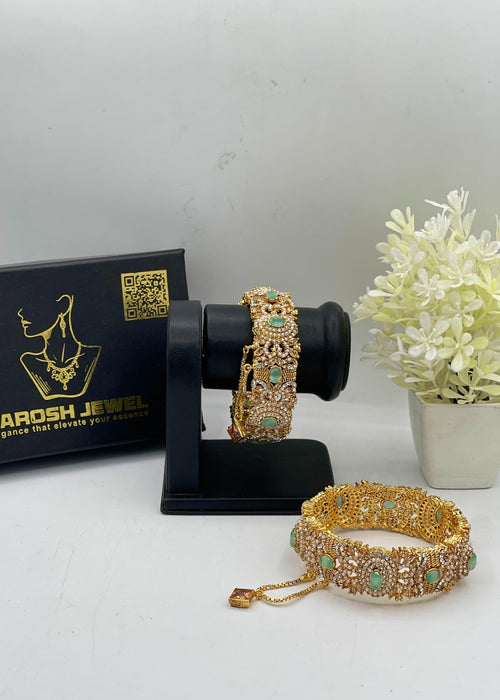 Shop the SAFA Openable Bangle Set from Zarosh Jewel