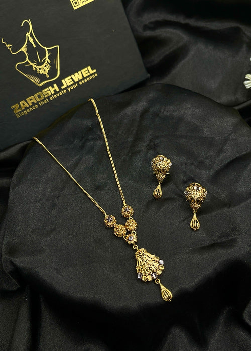 Salsabil Jewelery Set by Zarosh Jewel