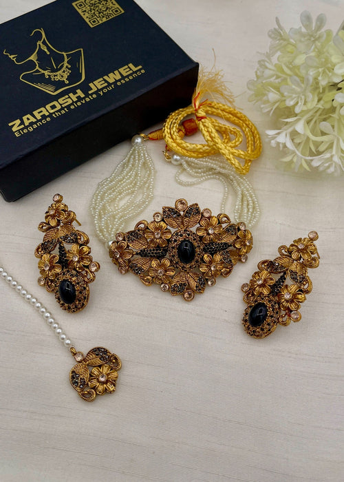 Shop the Samavia Choker set from Zarosh Jewel