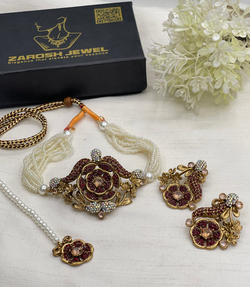 Shop the Samreen Choker Set from Zarosh Jewel