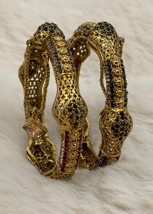 Shop the Sanam Bangle Set from Zarosh Jewel