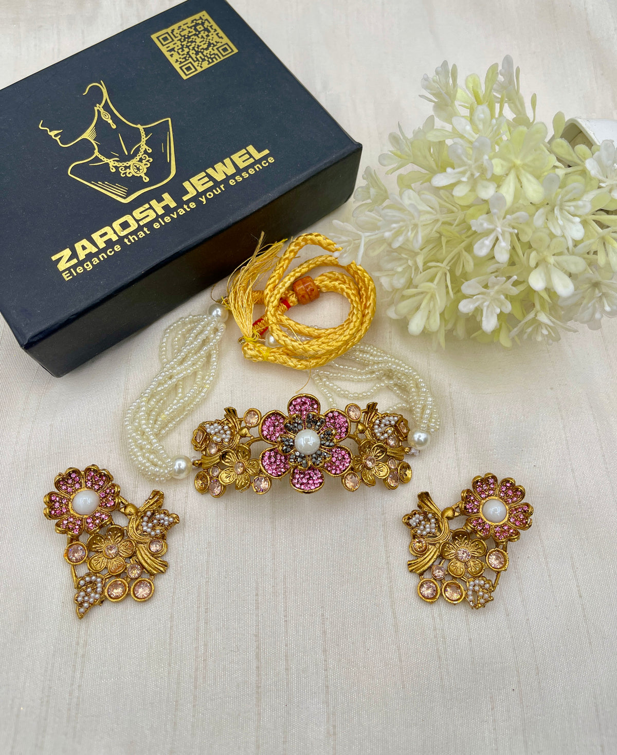 Shop the Sawdah Choker Set from Zarosh Jewel