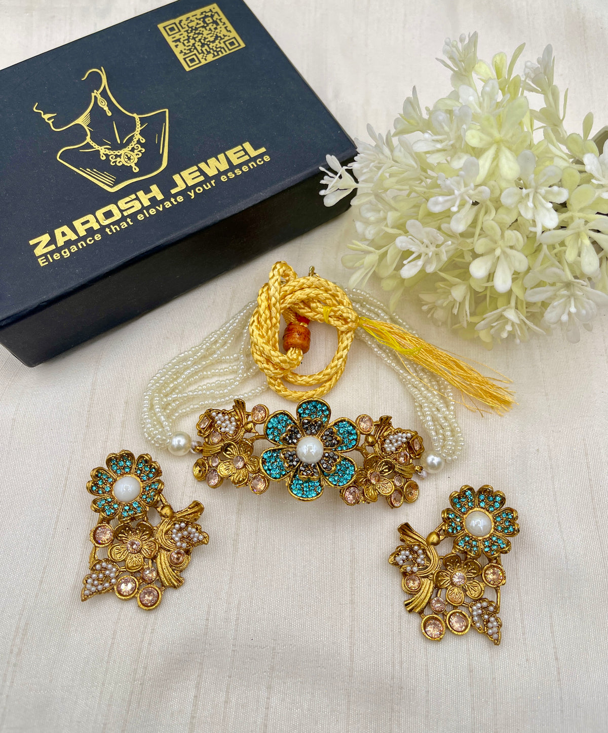 Shop the Sawdah Choker Set from Zarosh Jewel