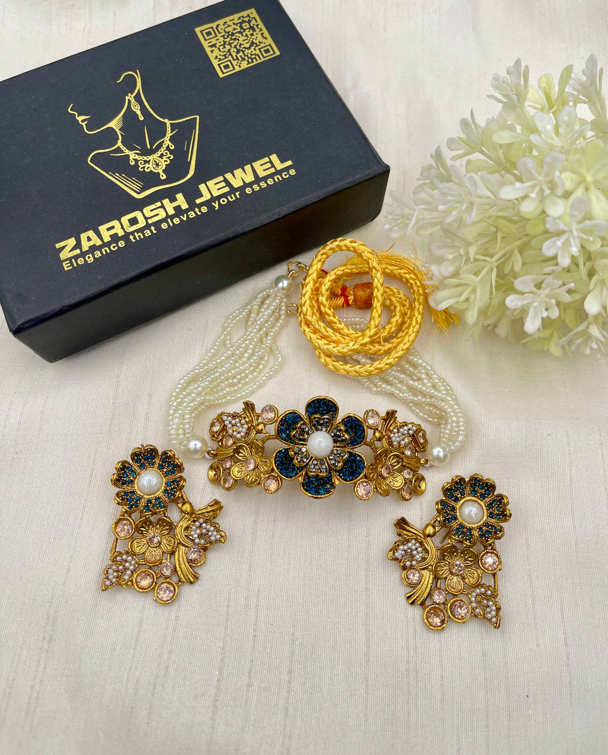 Shop the Sawdah Choker Set from Zarosh Jewel