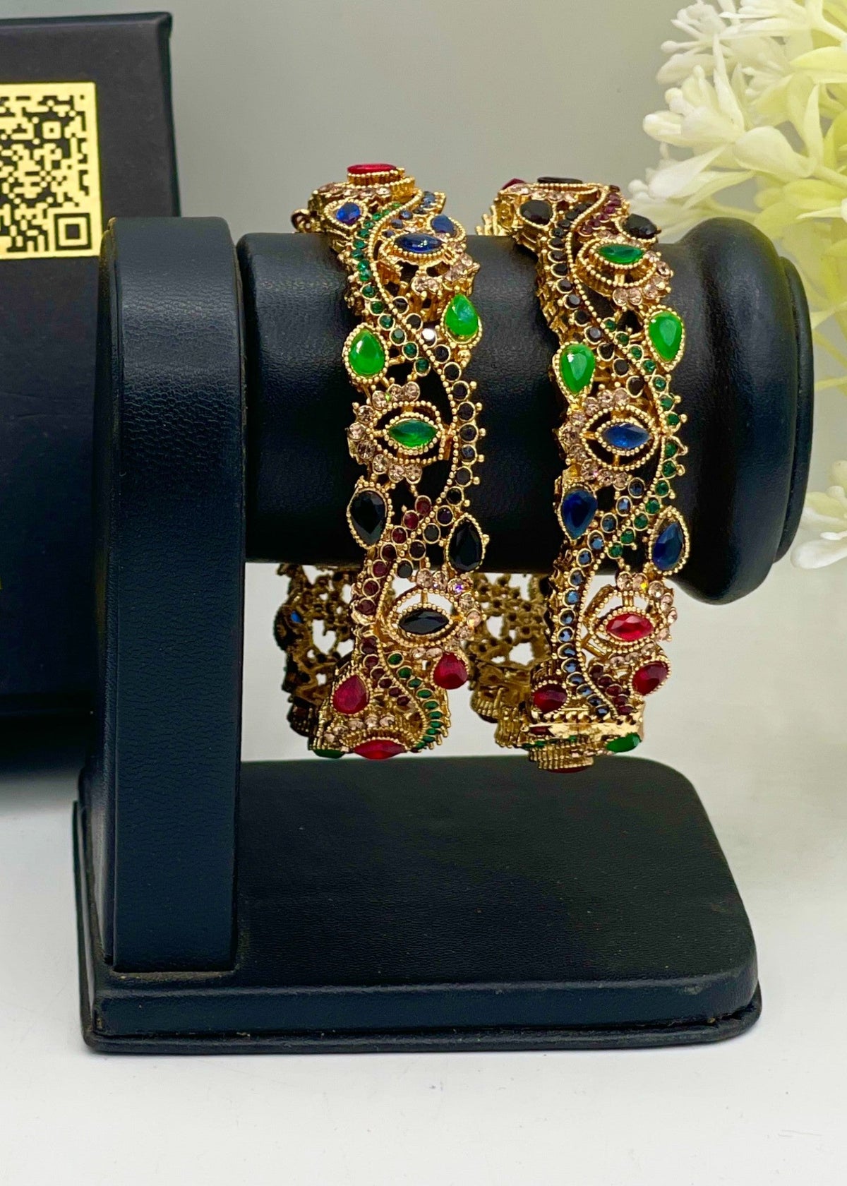 Shop the Saya Openable Bangle Set from Zarosh Jewel
