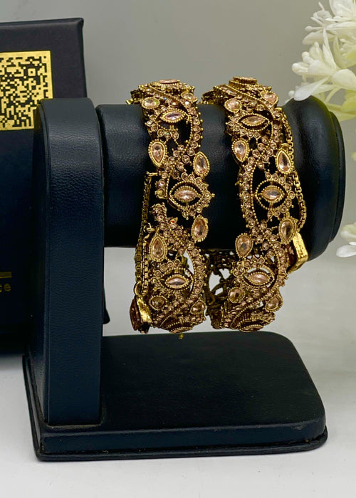 Shop the Saya Openable Bangle Set from Zarosh Jewel