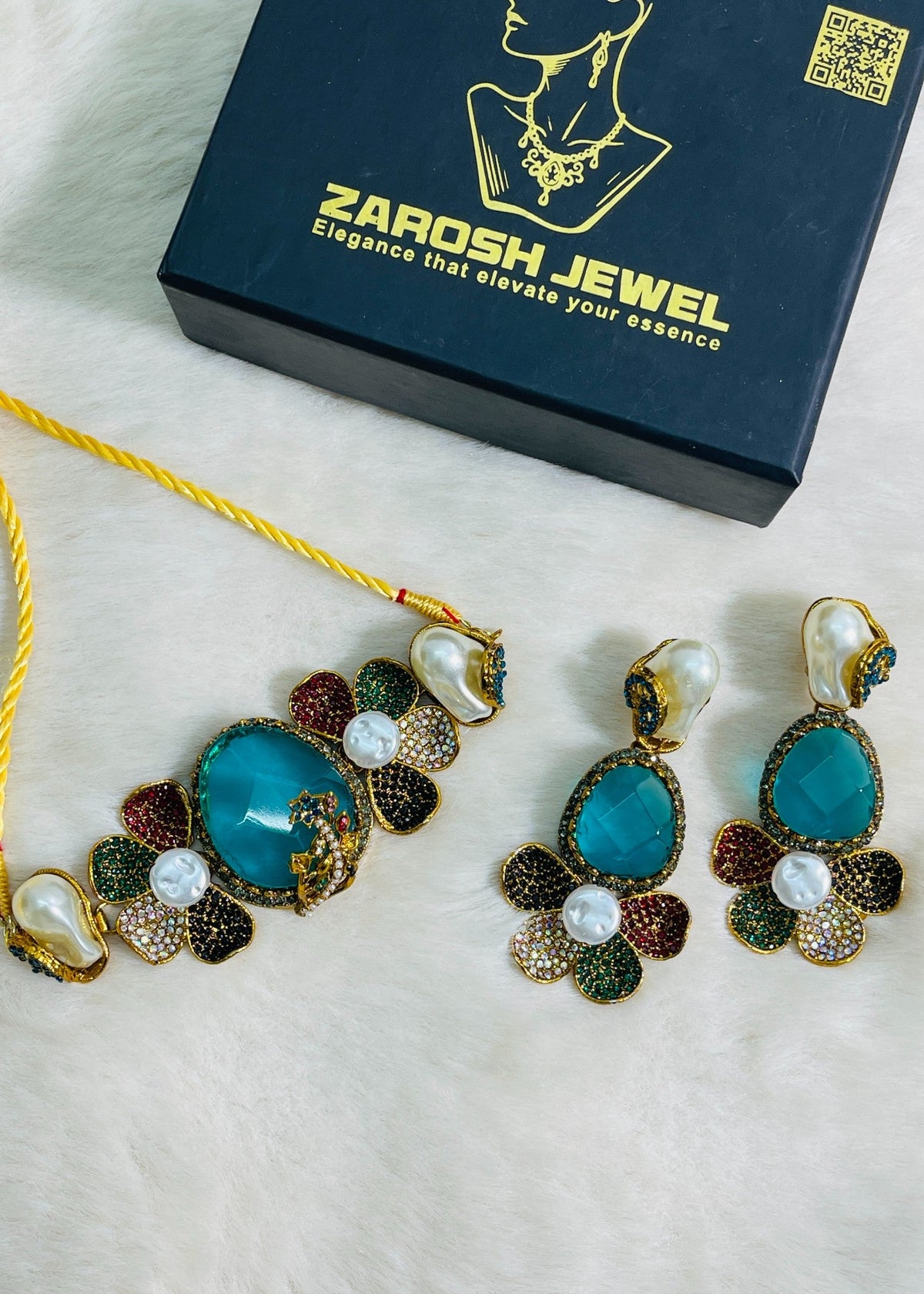 Shop the Shabana Choker Set from Zarosh Jewel