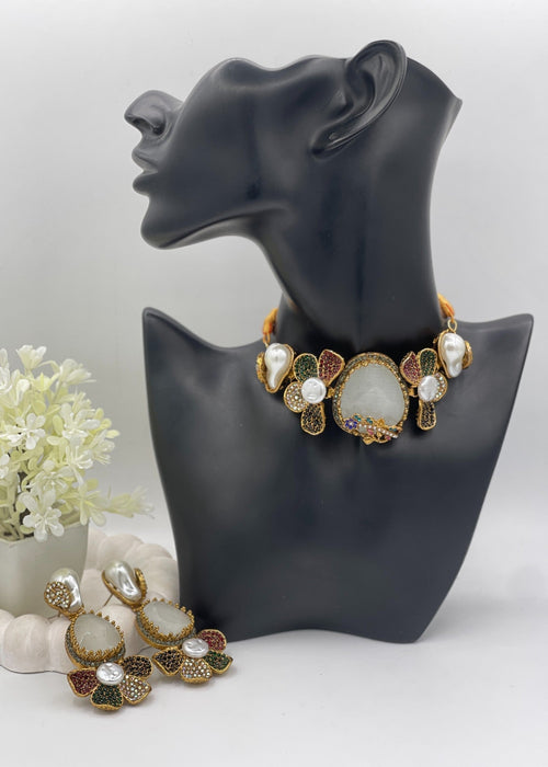 Shop the Shabana Choker Set from Zarosh Jewel