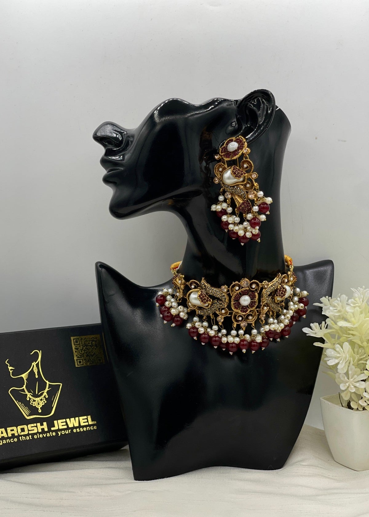 Shop the Shaista Choker set from Zarosh Jewel