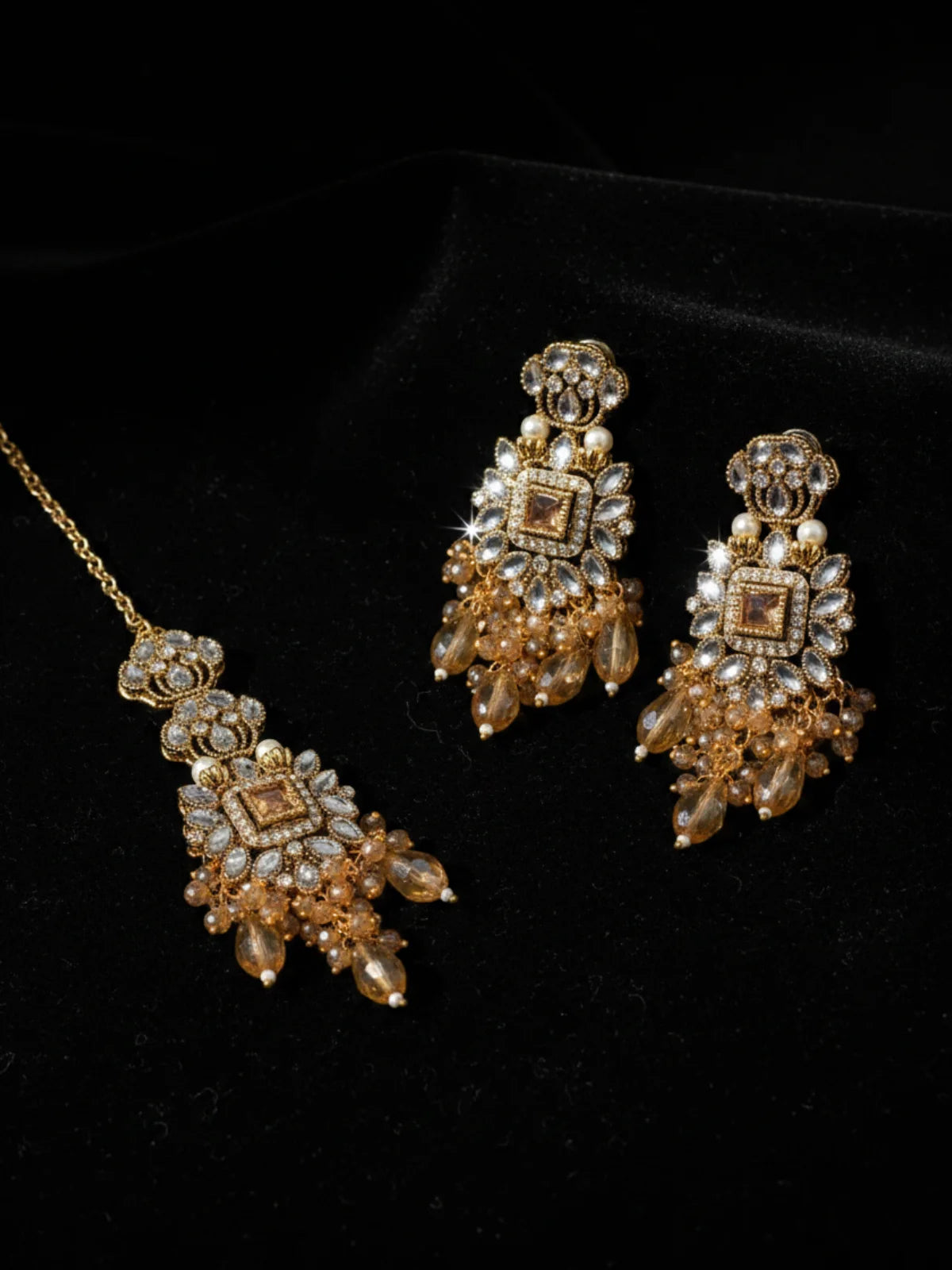 Shehzadi Kundan Earring & Tikka