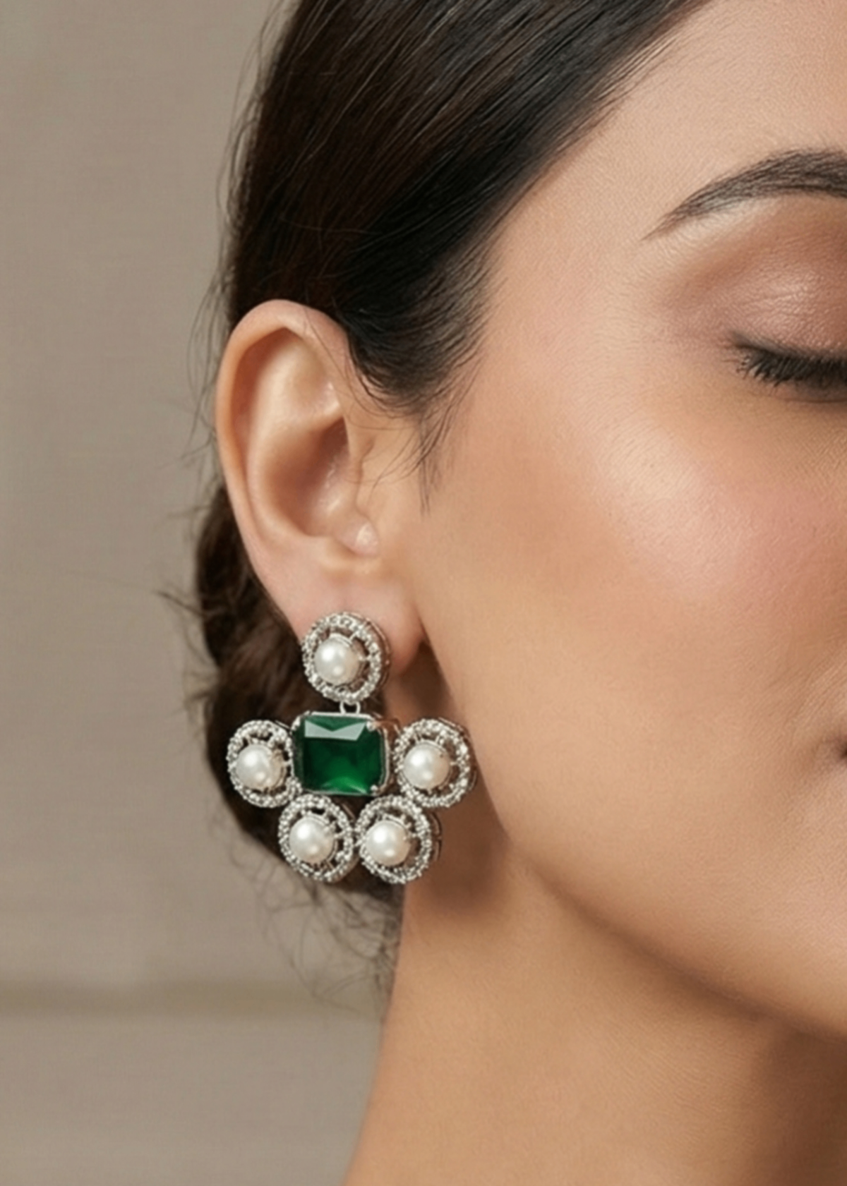 Shop the Sia Necklace Set from Zarosh Jewel