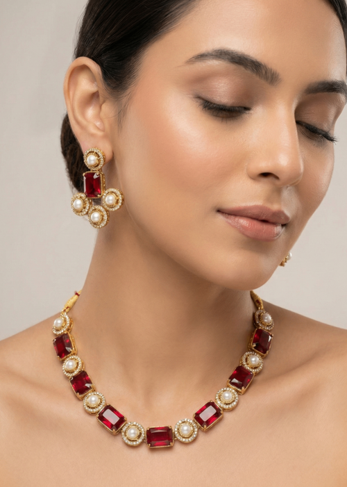 Shop the Sia Necklace Set from Zarosh Jewel