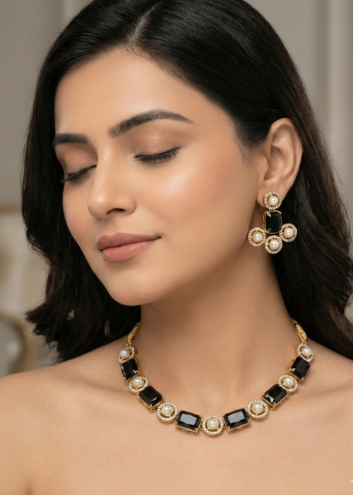 Shop the Sia Necklace Set from Zarosh Jewel