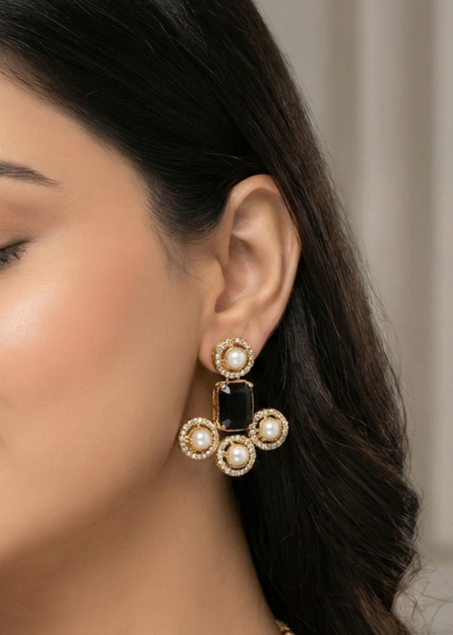 Shop the Sia Necklace Set from Zarosh Jewel