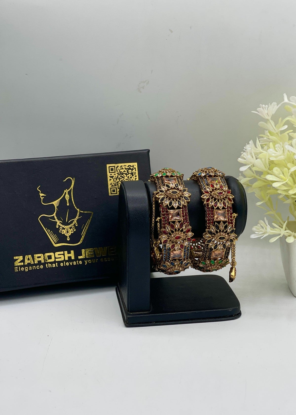 Shop the Soha Openable Bangle Set from Zarosh Jewel