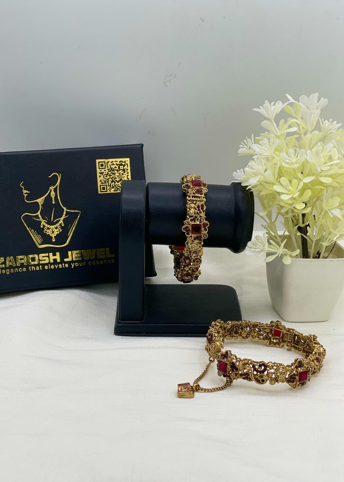 Shop the Sonia Openable Bangle Set from Zarosh Jewel