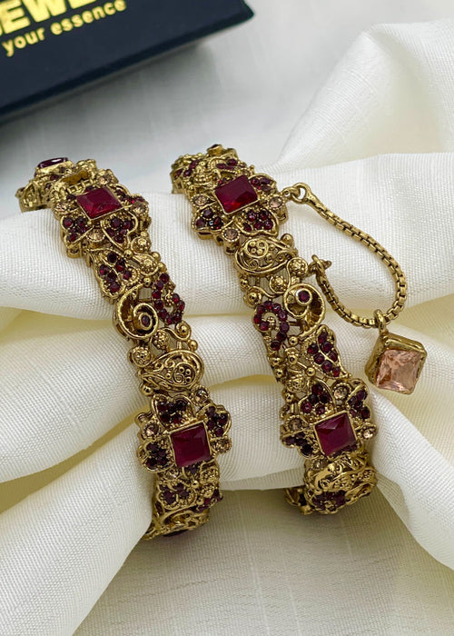 Shop the Sonia Openable Bangle Set from Zarosh Jewel