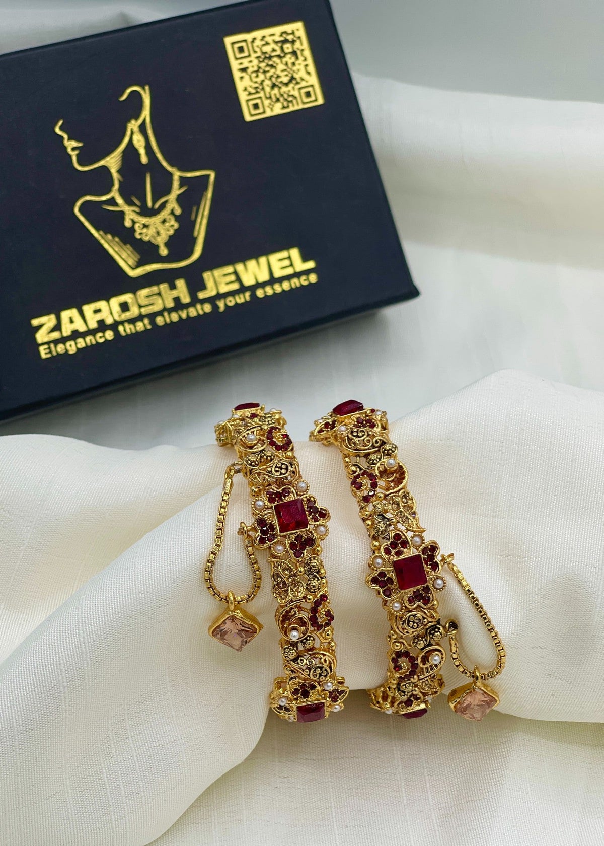 Shop the Sonia Openable Bangle Set from Zarosh Jewel