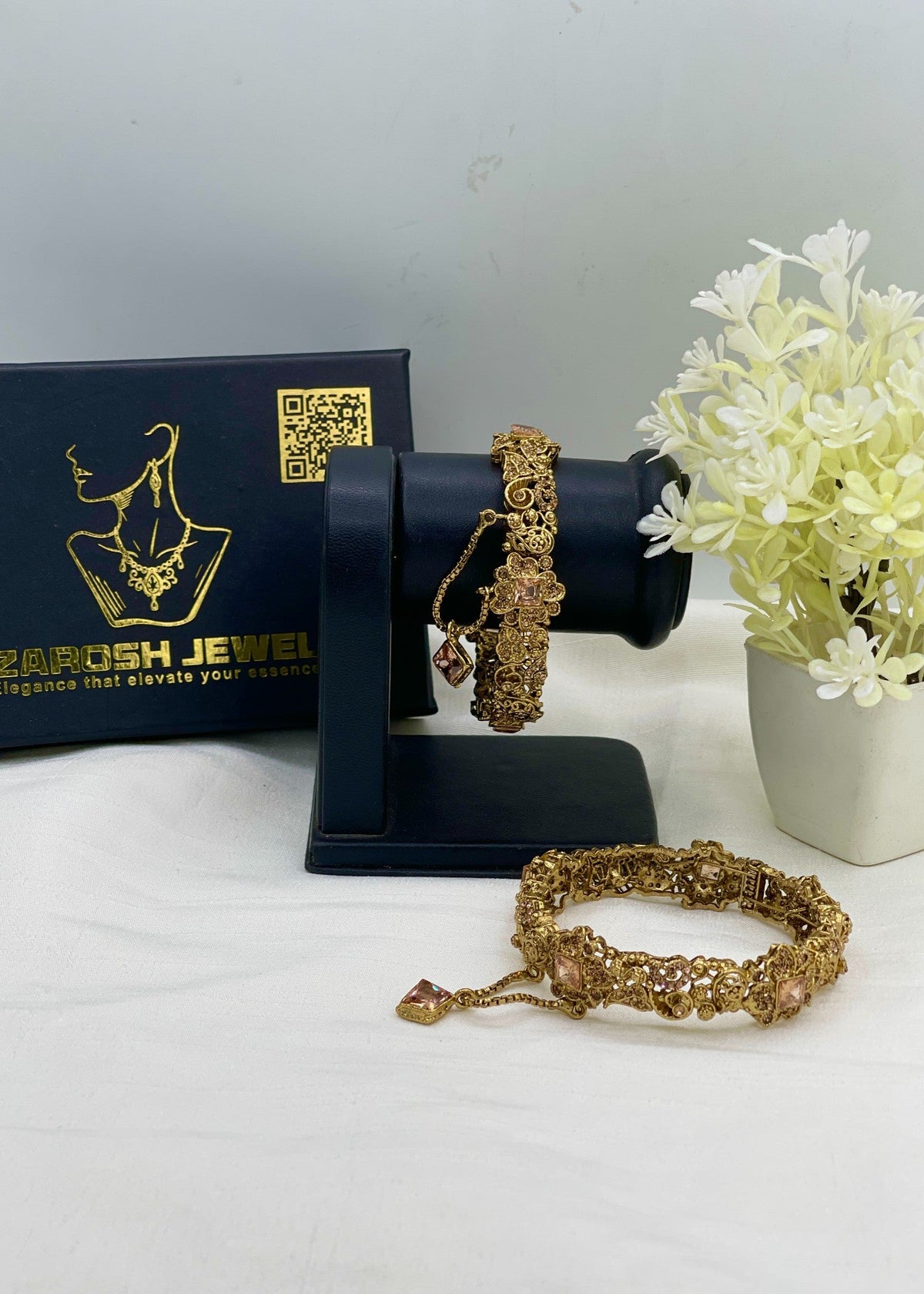 Shop the Sonia Openable Bangle Set from Zarosh Jewel