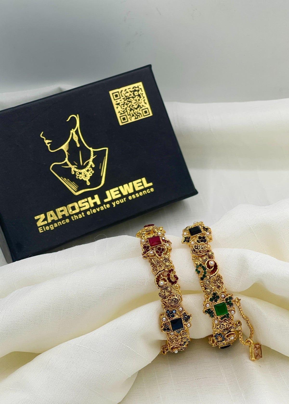 Shop the Sonia Openable Bangle Set from Zarosh Jewel