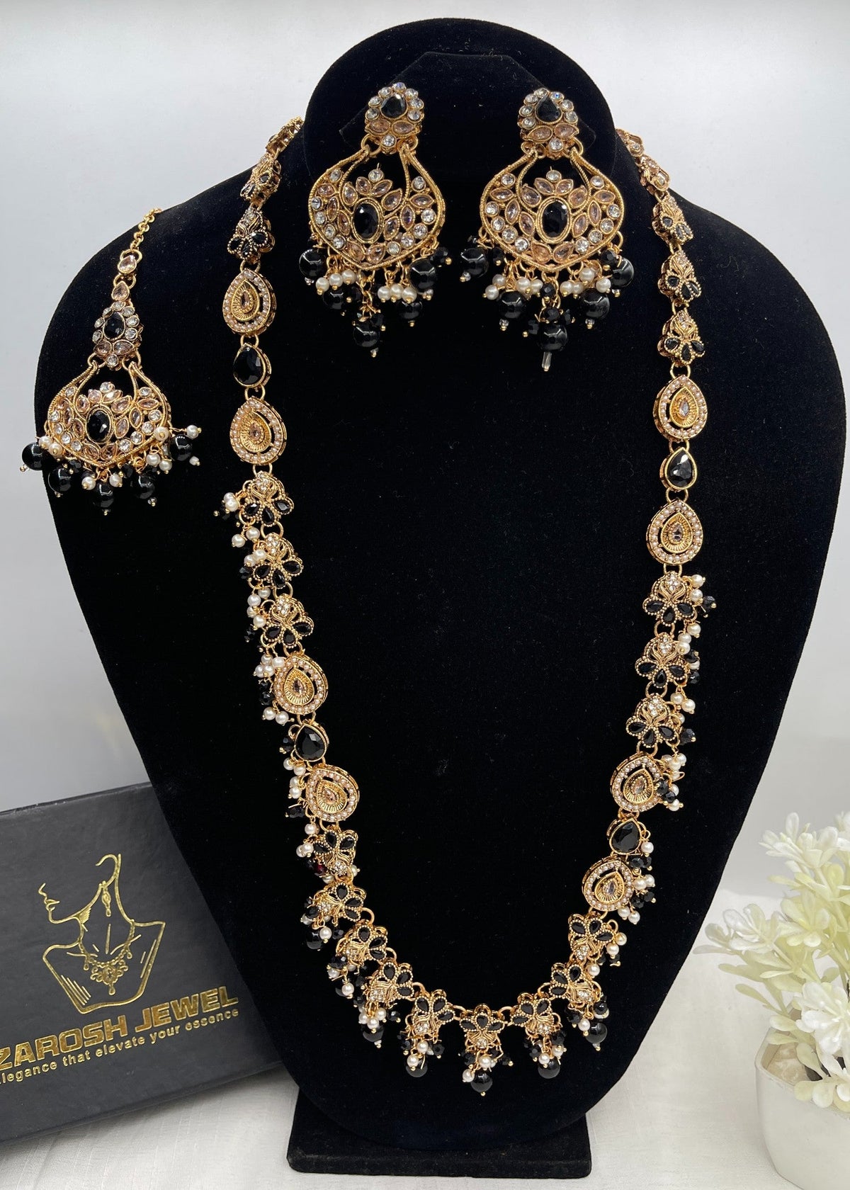Shop the Stella Malla Set from Zarosh Jewel