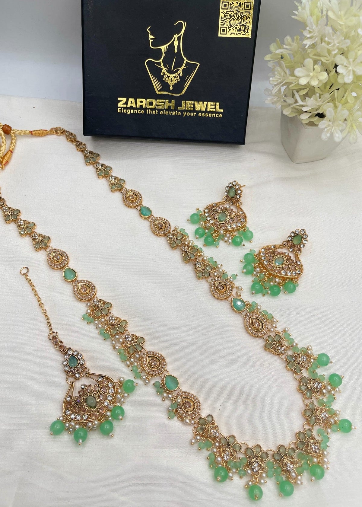 Shop the Stella Malla Set from Zarosh Jewel
