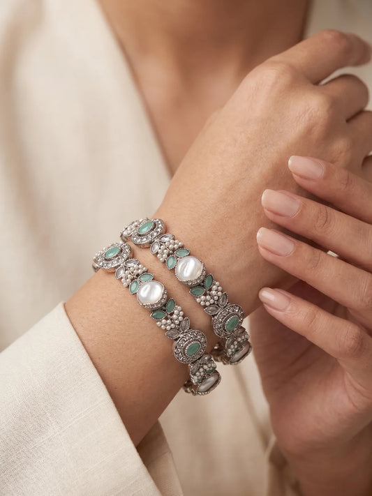 Suhaila Bangle