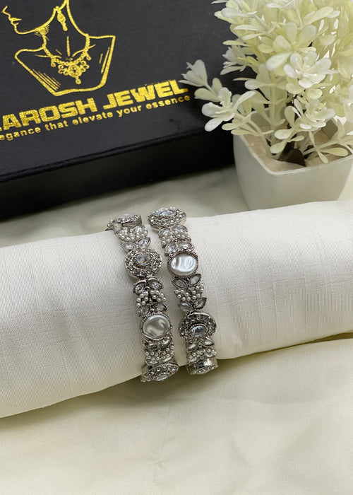 Shop the Suhaila Bangle from Zarosh Jewel