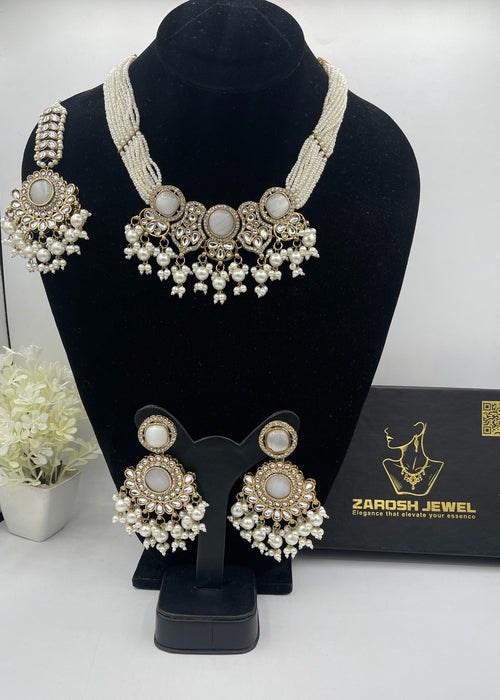 Shop the Sultan Kundan Choker Set from Zarosh Jewel